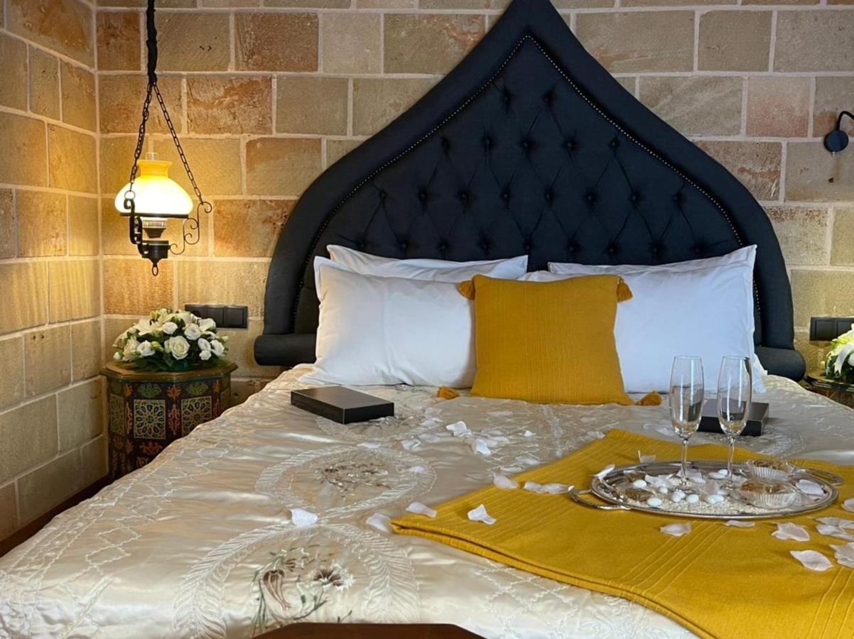 Utopia Luxury Suites - Old Town Rhodes City Екстериор снимка