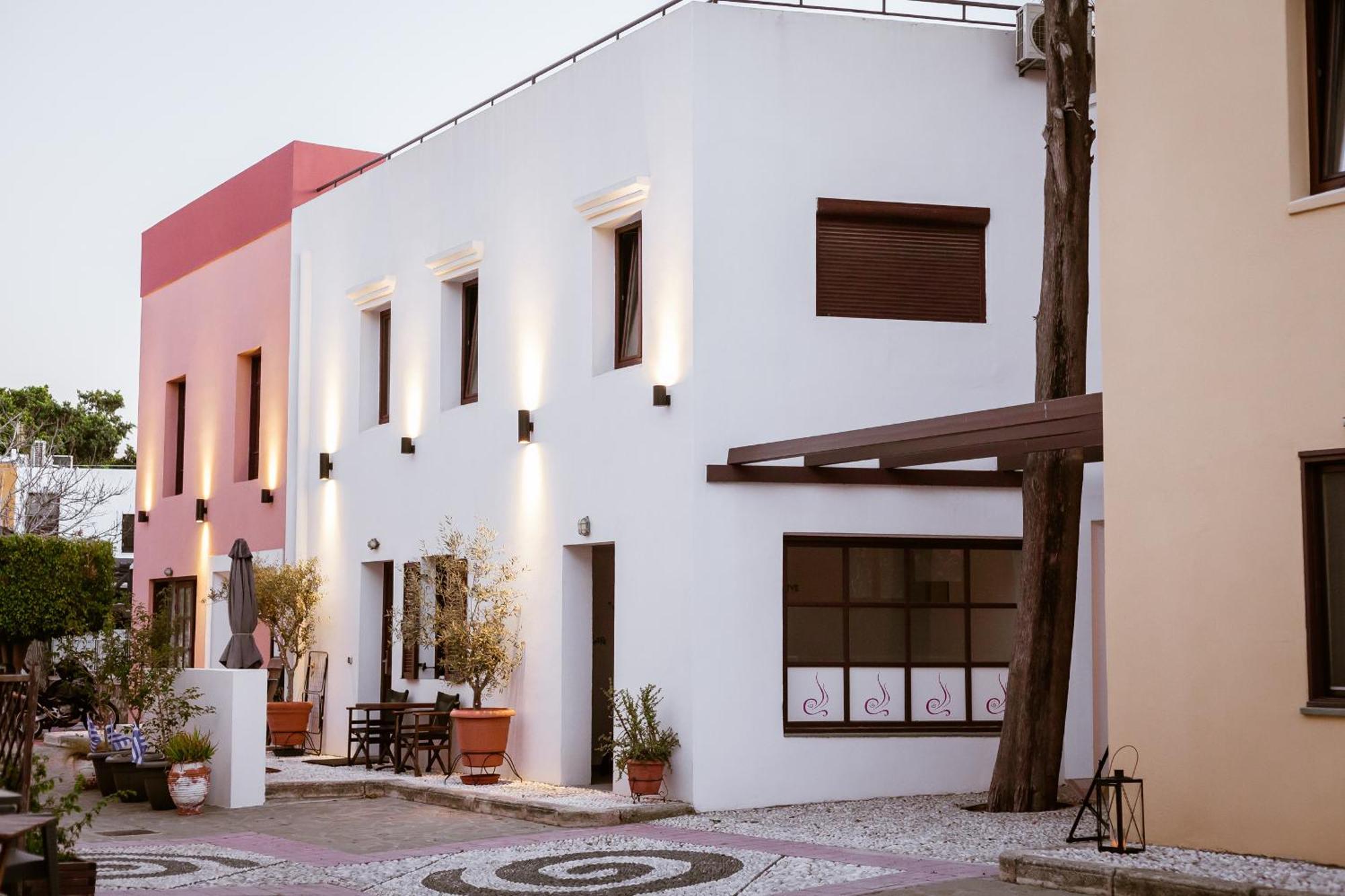Utopia Luxury Suites - Old Town Rhodes City Екстериор снимка