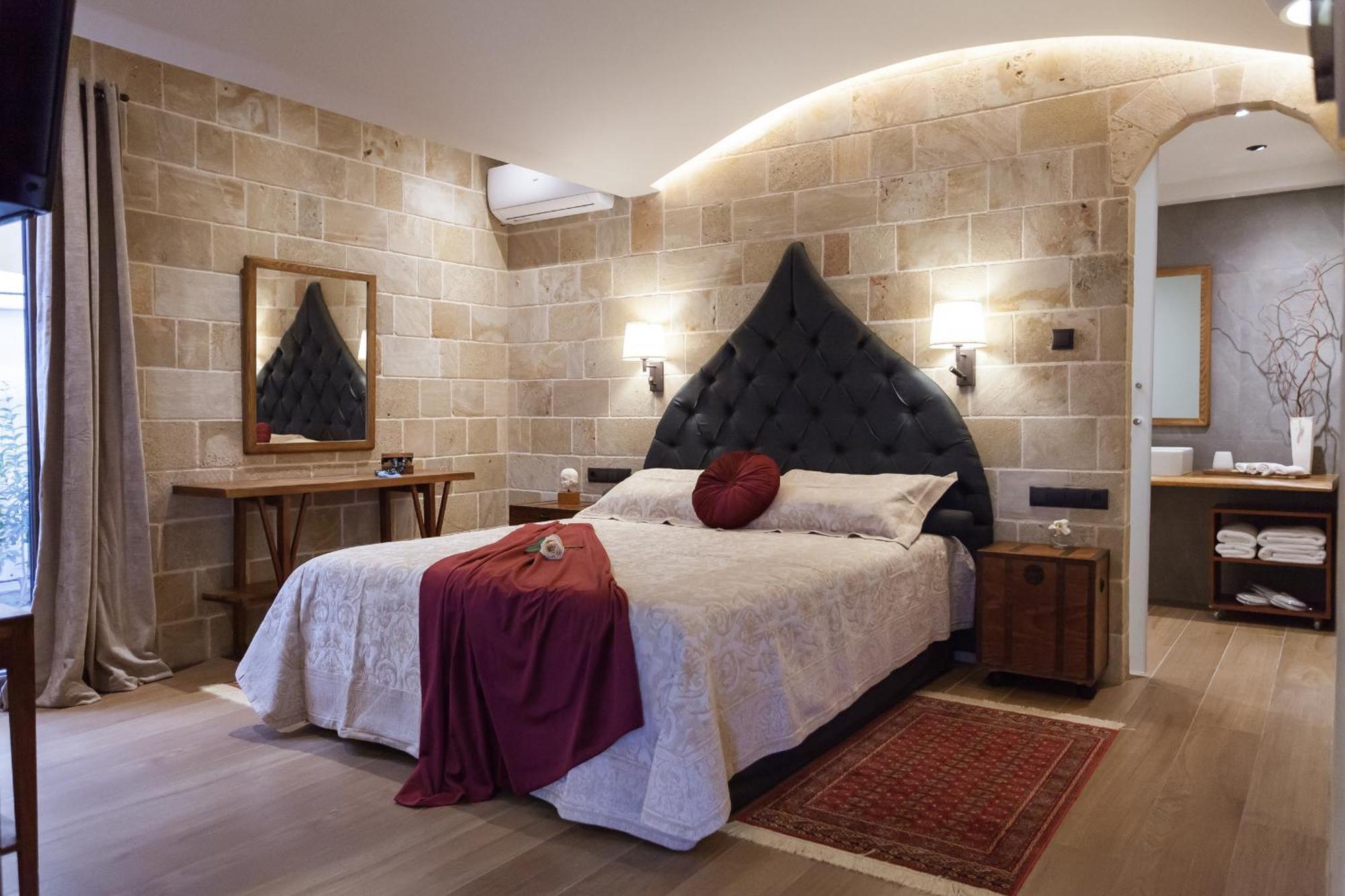Utopia Luxury Suites - Old Town Rhodes City Екстериор снимка