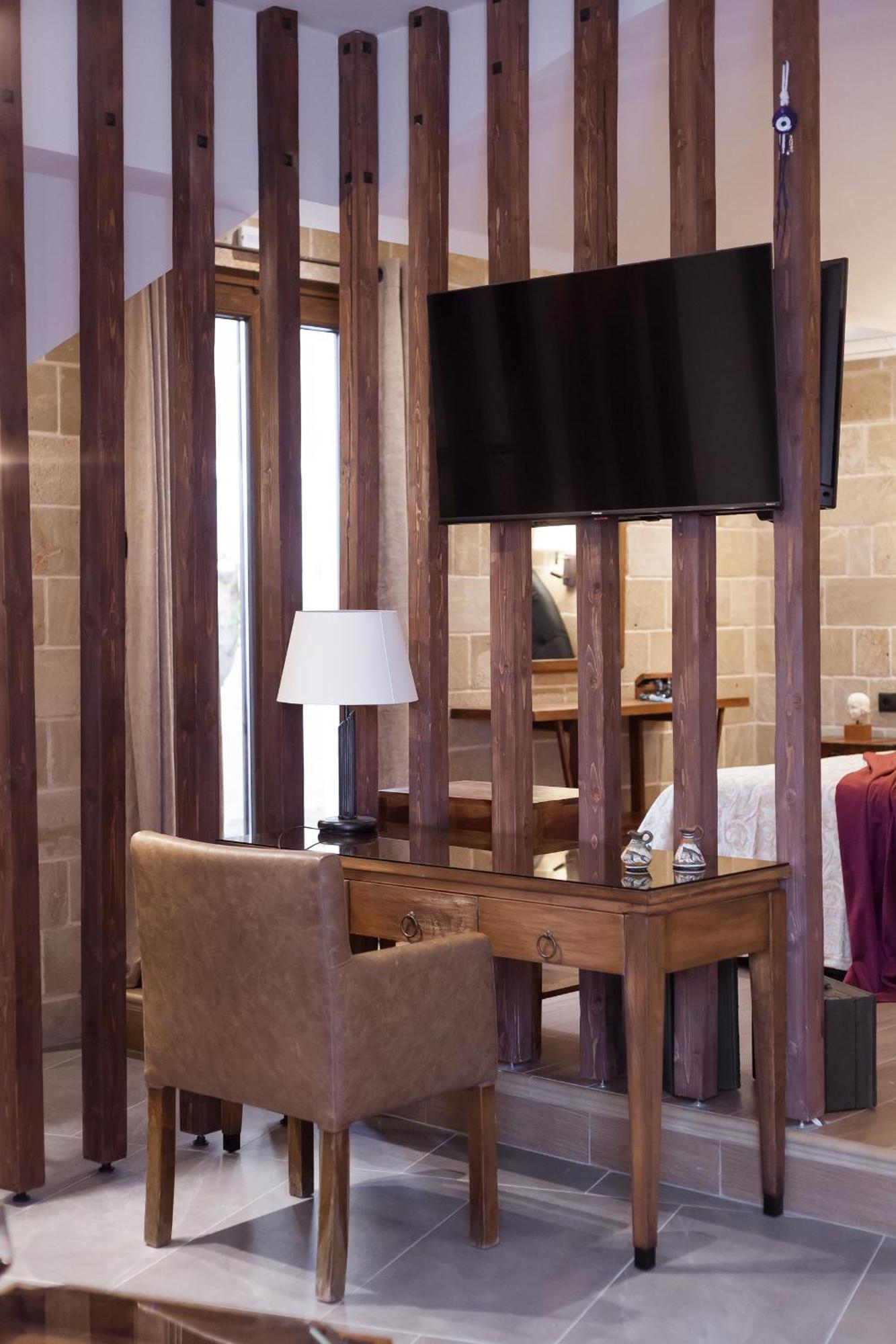 Utopia Luxury Suites - Old Town Rhodes City Екстериор снимка