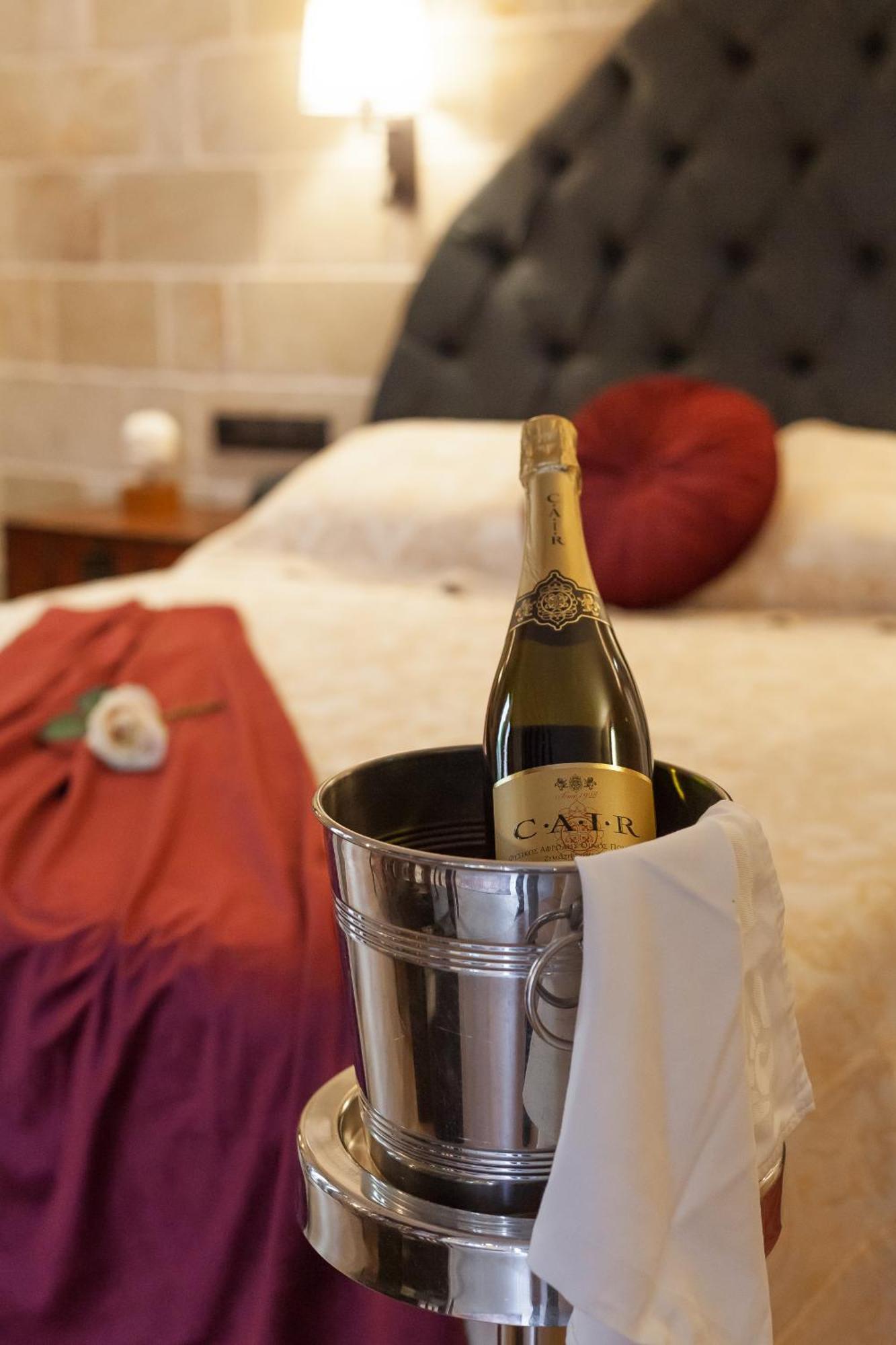 Utopia Luxury Suites - Old Town Rhodes City Екстериор снимка