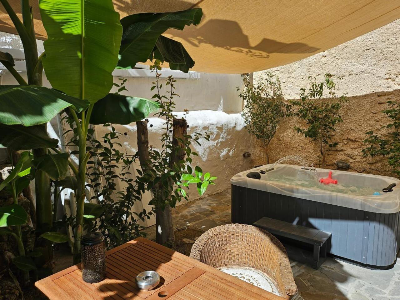 Utopia Luxury Suites - Old Town Rhodes City Екстериор снимка