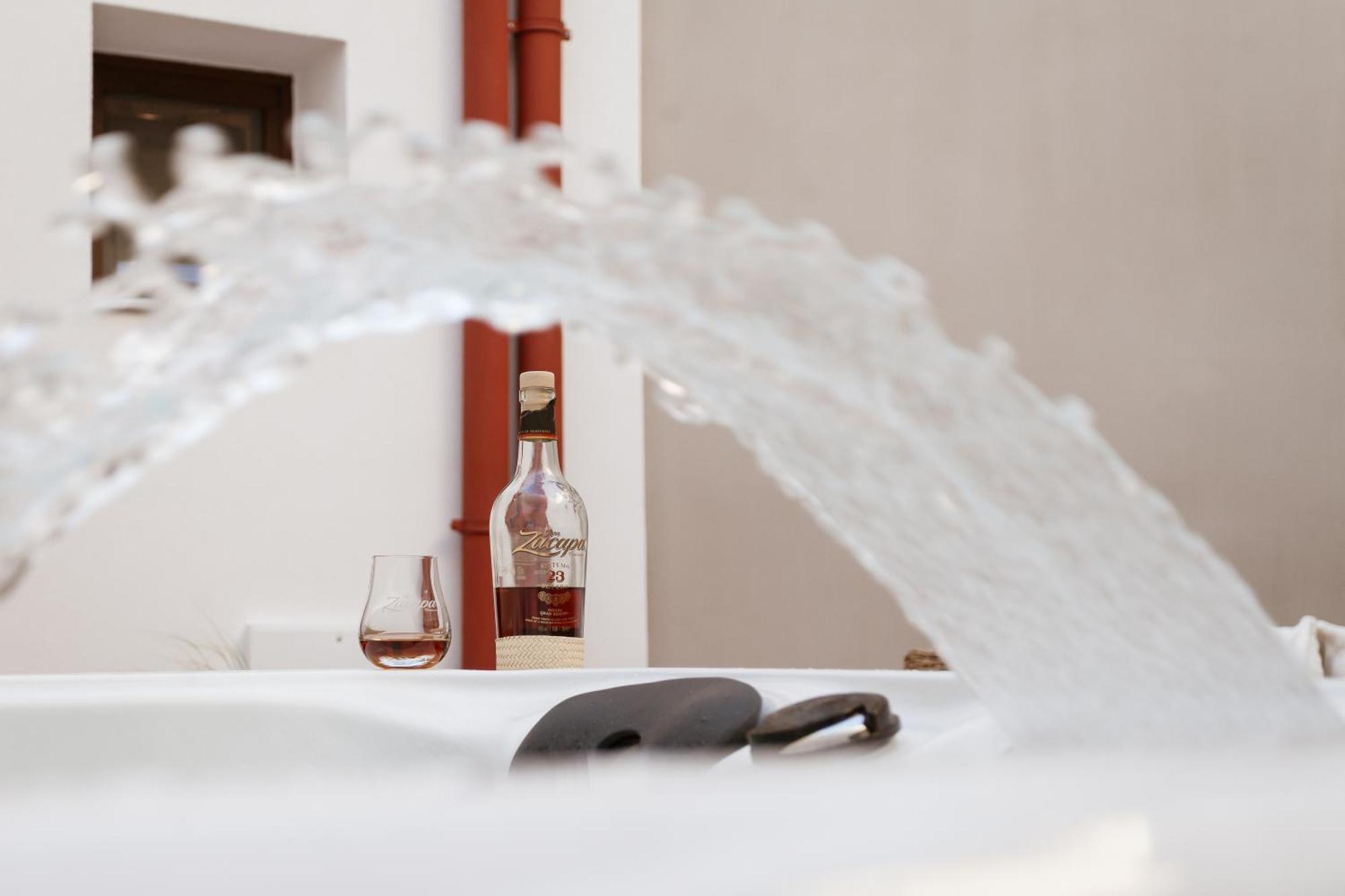 Utopia Luxury Suites - Old Town Rhodes City Екстериор снимка