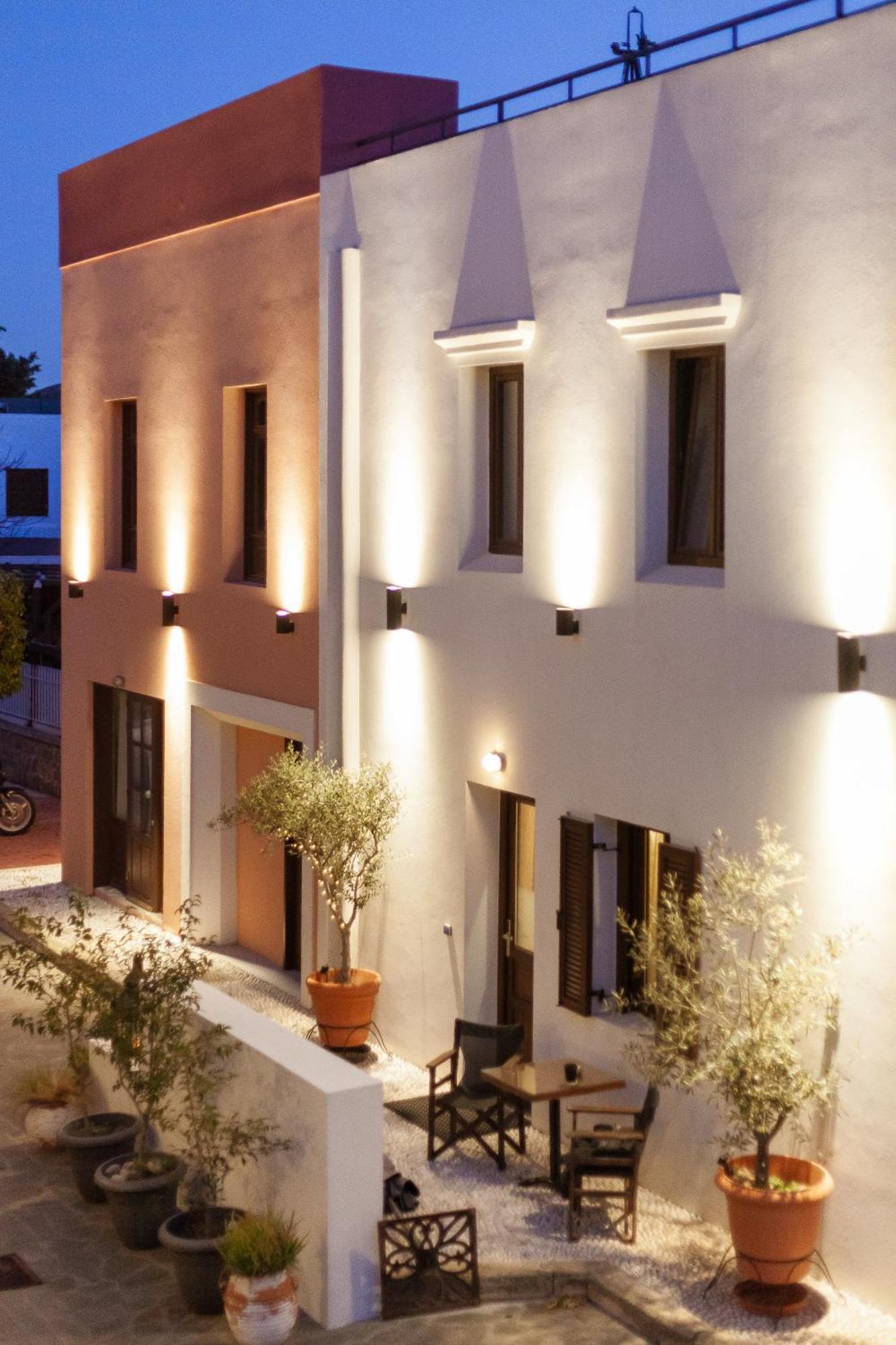 Utopia Luxury Suites - Old Town Rhodes City Екстериор снимка